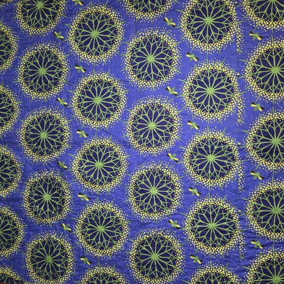 Handmade dog affirmation quilt 44Wx45L - Picture 3 of 8